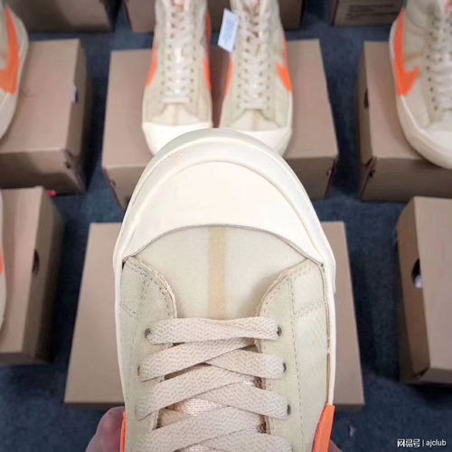 走進(jìn)鞋廠 通用鞋類(lèi)制作的細(xì)節(jié)探索